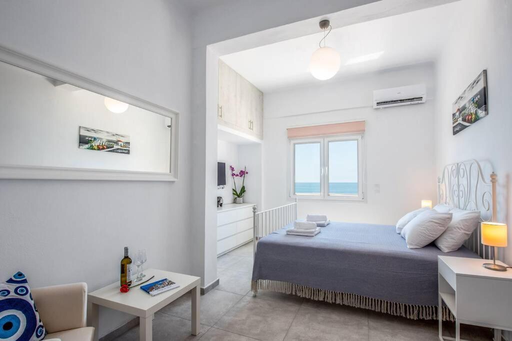 Amazing Seafront Suite เอียราเปตรา ภายนอก รูปภาพ